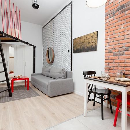 Downtown Studio Apartment Poznanska By Renters Warschau Buitenkant foto