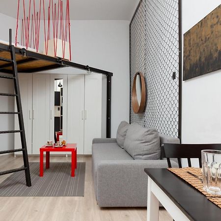 Downtown Studio Apartment Poznanska By Renters Warschau Buitenkant foto
