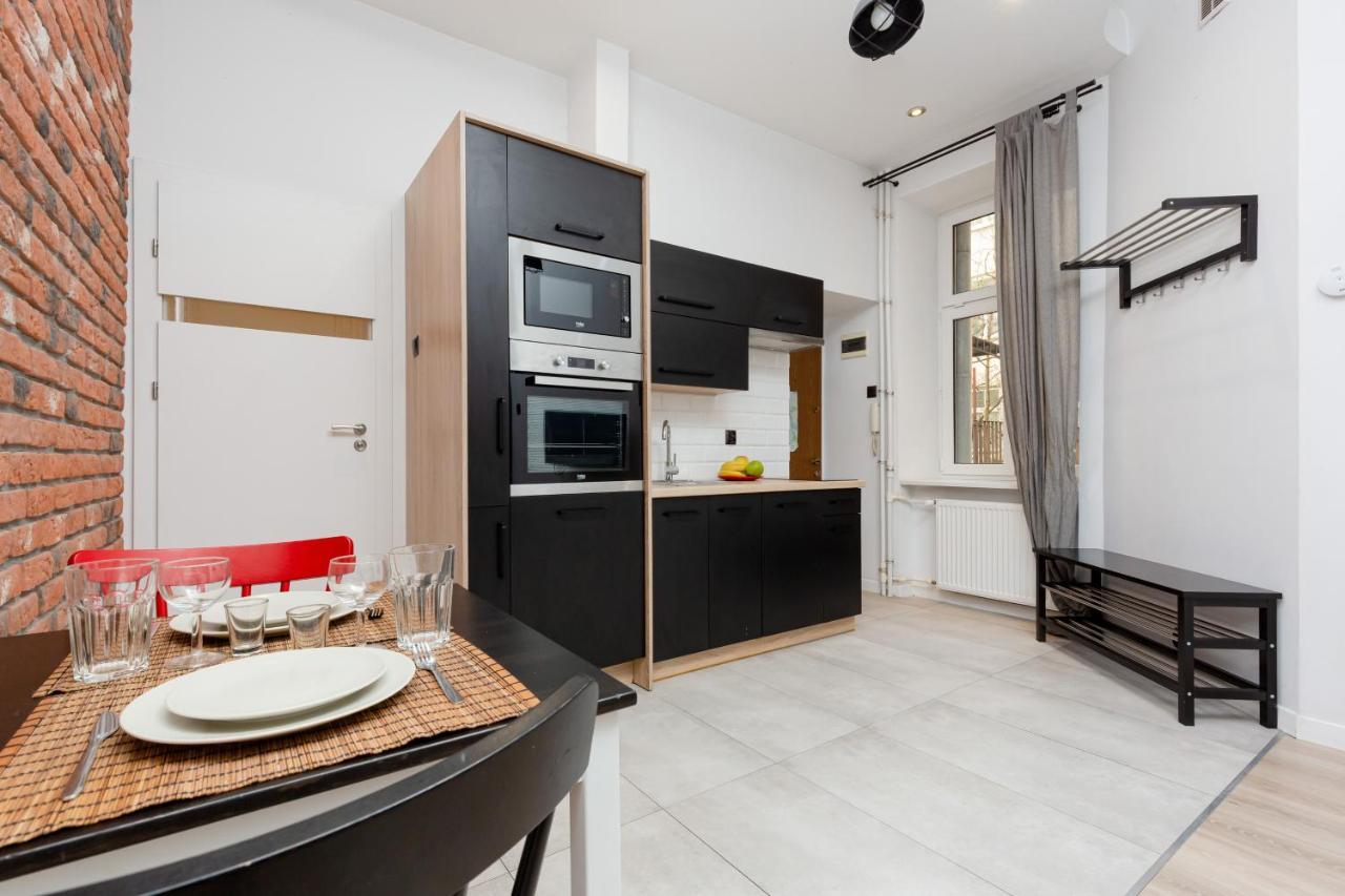 Downtown Studio Apartment Poznanska By Renters Warschau Buitenkant foto
